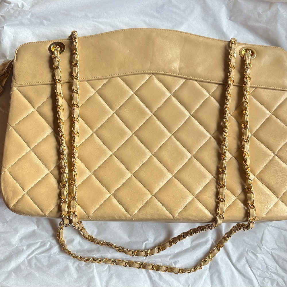 CHANEL XL Lambskin Beige Quilted Zip Top Card Series 1 1989-91 COA - Picture 16 of 16